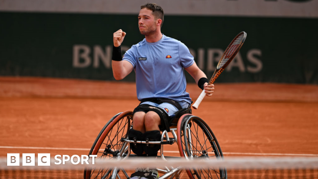 Alfie Hewett celebrates